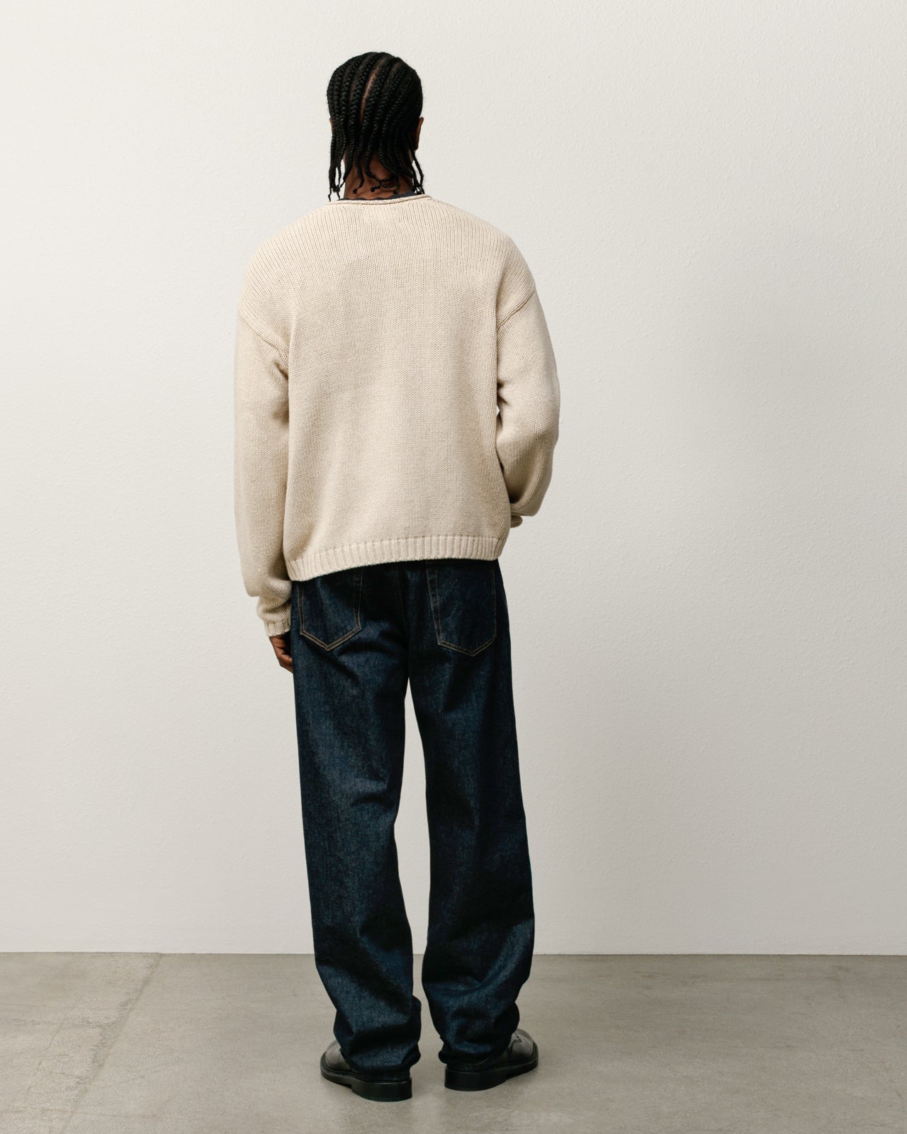 ROLL V NECK SWEATER